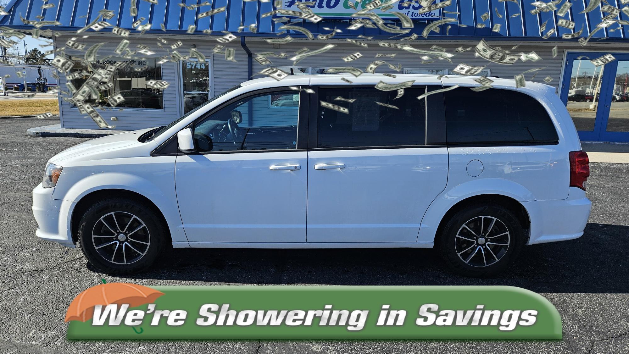 photo of 2018 DODGE GRAND CARAVAN SE