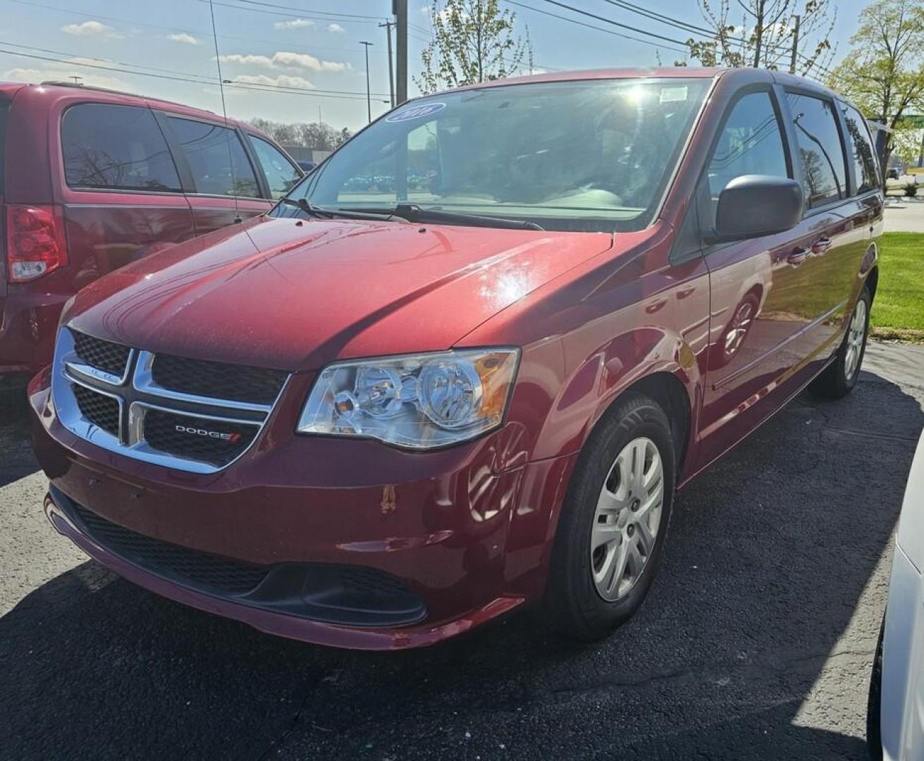 2016 RED DODGE GRAND CARAVAN SE (2C4RDGBG6GR) with an Other engine, located at 5744 Central Avenue, Toledo, OH, 43615, (419) 724-0130, 41.676781, -83.682137 - 2016 DODGE GRAND CARAVAN SE - Photo#1