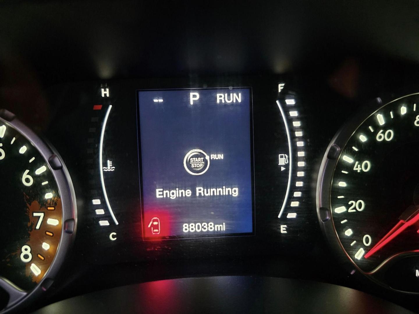 2016 TEAL /Black JEEP RENEGADE LATITUDE Latitude 4WD (ZACCJBBT0GP) with an 2.4L L4 DOHC 16V engine, 6M transmission, located at 502 South Main Street, Columbia City, IN, 46725, (260) 244-4645, 41.151382, -85.490578 - 2016 JEEP RENEGADE LATITUDE Latitude 4WD - Photo#12