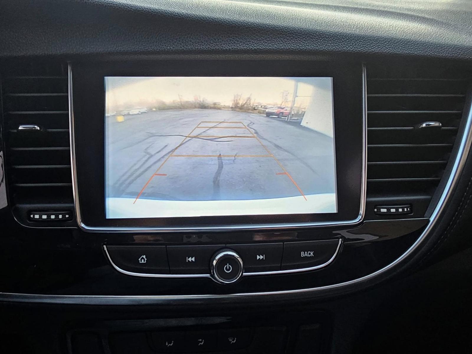 2019 WHITE /BROWN Buick ENCORE Preferred FWD (KL4CJASB1KB) with an 1.4L L4 DOHC 16V TURBO engine, 6A transmission, located at 5744 Central Avenue, Toledo, OH, 43615, (419) 724-0130, 41.676781, -83.682137 - 2019 Buick ENCORE Preferred FWD - Photo#6