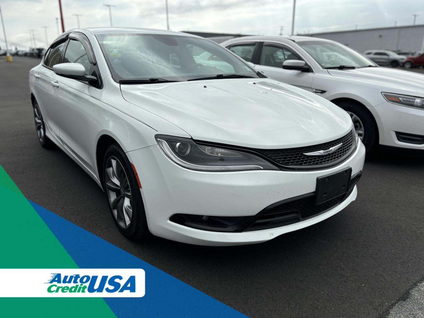 2015 SILVER CHRYSLER 200 S (1C3CCCBB2FN) with an Other engine, located at 100 West Coliseum Boulevard, Fort Wayne, IN, 46805, (260) 471-0567, 41.118340, -85.141014 - 2015 CHRYSLER 200 S - Photo#0