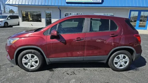 2017 CHEVROLET TRAX LS SUV