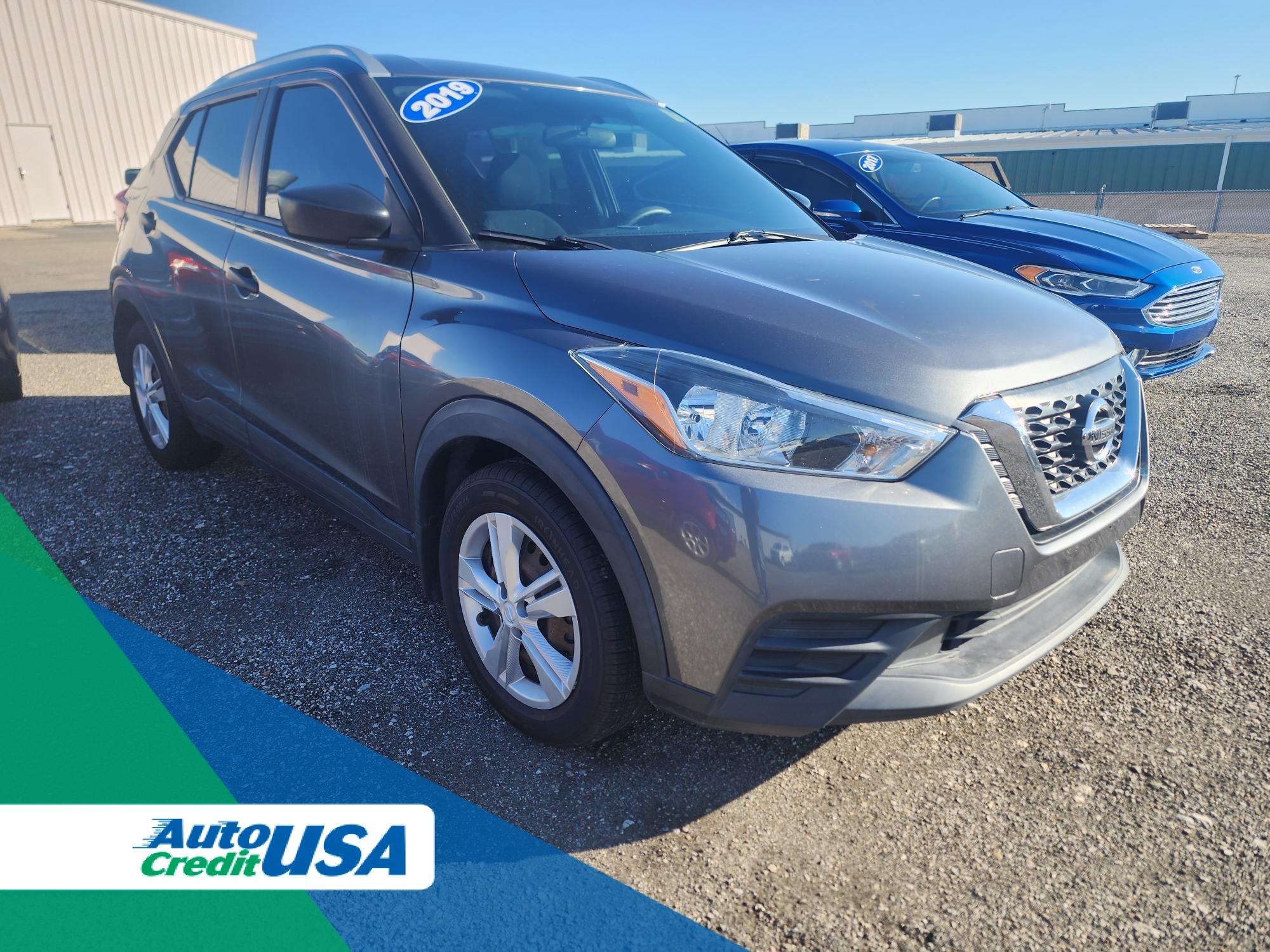 photo of 2019 NISSAN KICKS SR; S; SV
