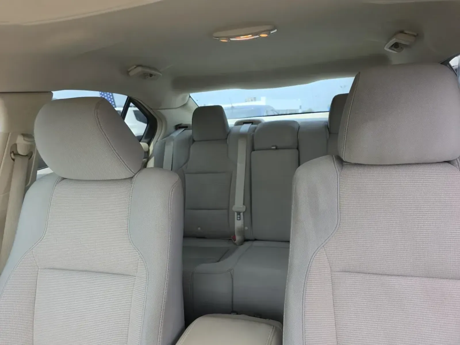 2015 SILVER Ford TAURUS SEL (1FAHP2E87FG) with an Other engine, located at 15 Petro Dr, Warsaw, IN, 46582, (574) 306-0055, 41.273563, -85.857544 - 2015 Ford TAURUS SEL - Photo#5