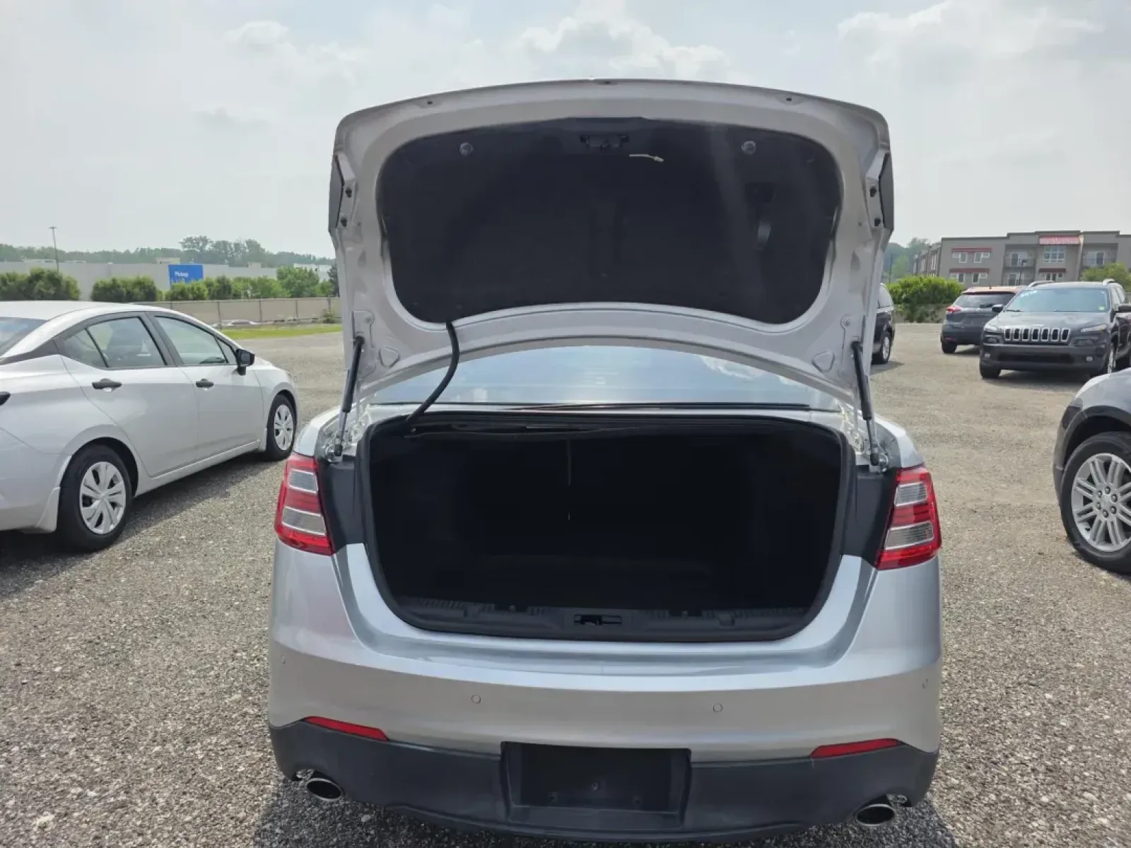 2015 SILVER Ford TAURUS SEL (1FAHP2E87FG) with an Other engine, located at 15 Petro Dr, Warsaw, IN, 46582, (574) 306-0055, 41.273563, -85.857544 - 2015 Ford TAURUS SEL - Photo#7