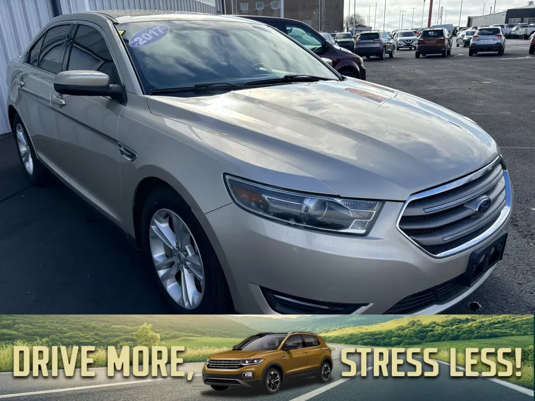 photo of 2017 Ford Taurus SEL FWD
