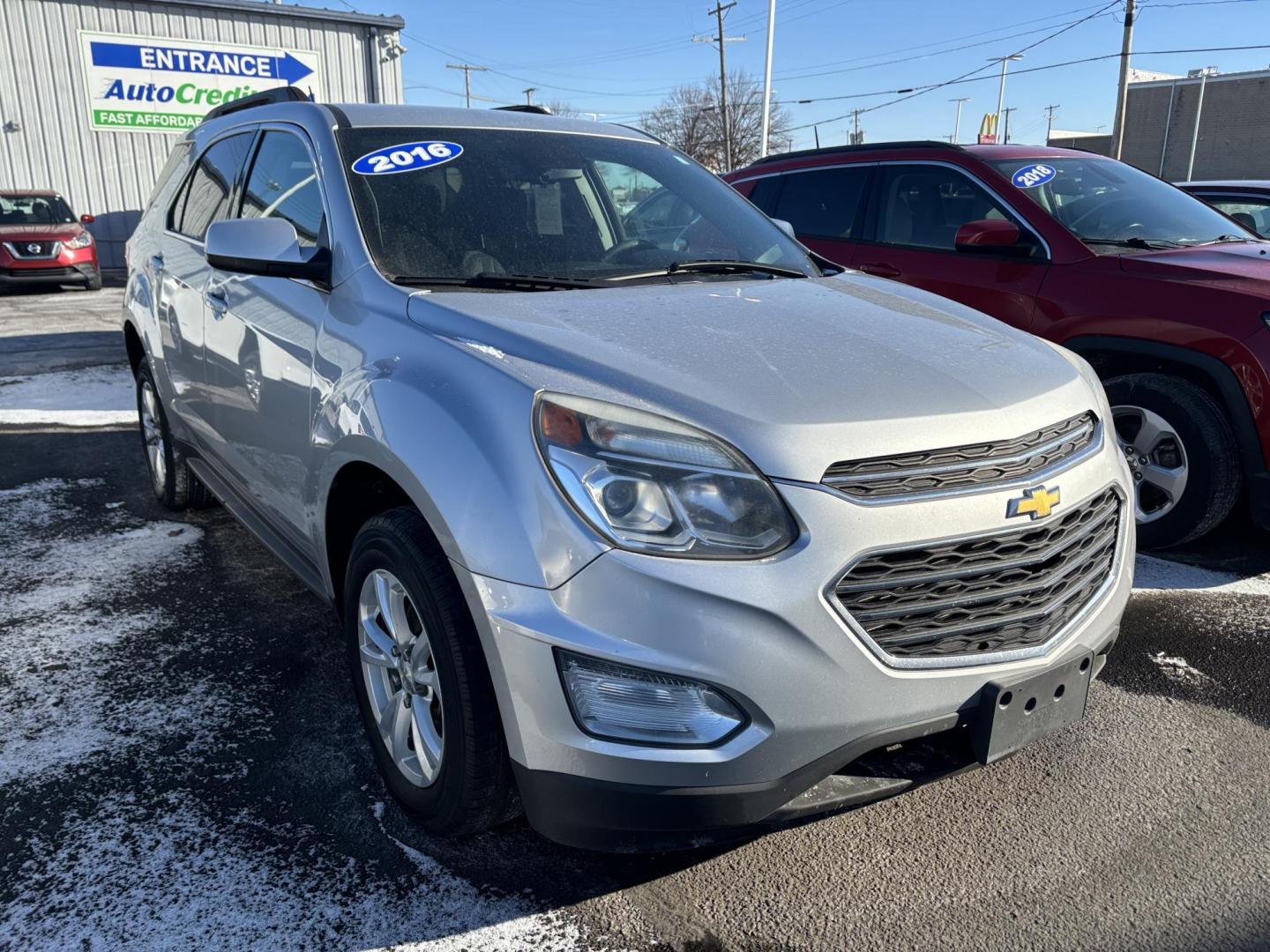 2016 SILVER Chevrolet EQUINOX LT LT AWD (2GNFLFEK0G6) with an 2.4L L4 DOHC 16V FFV engine, 6A transmission, located at 100 West Coliseum Boulevard, Fort Wayne, IN, 46805, (260) 471-0567, 41.118340, -85.141014 - 2016 Chevrolet EQUINOX LT LT AWD - Photo#1