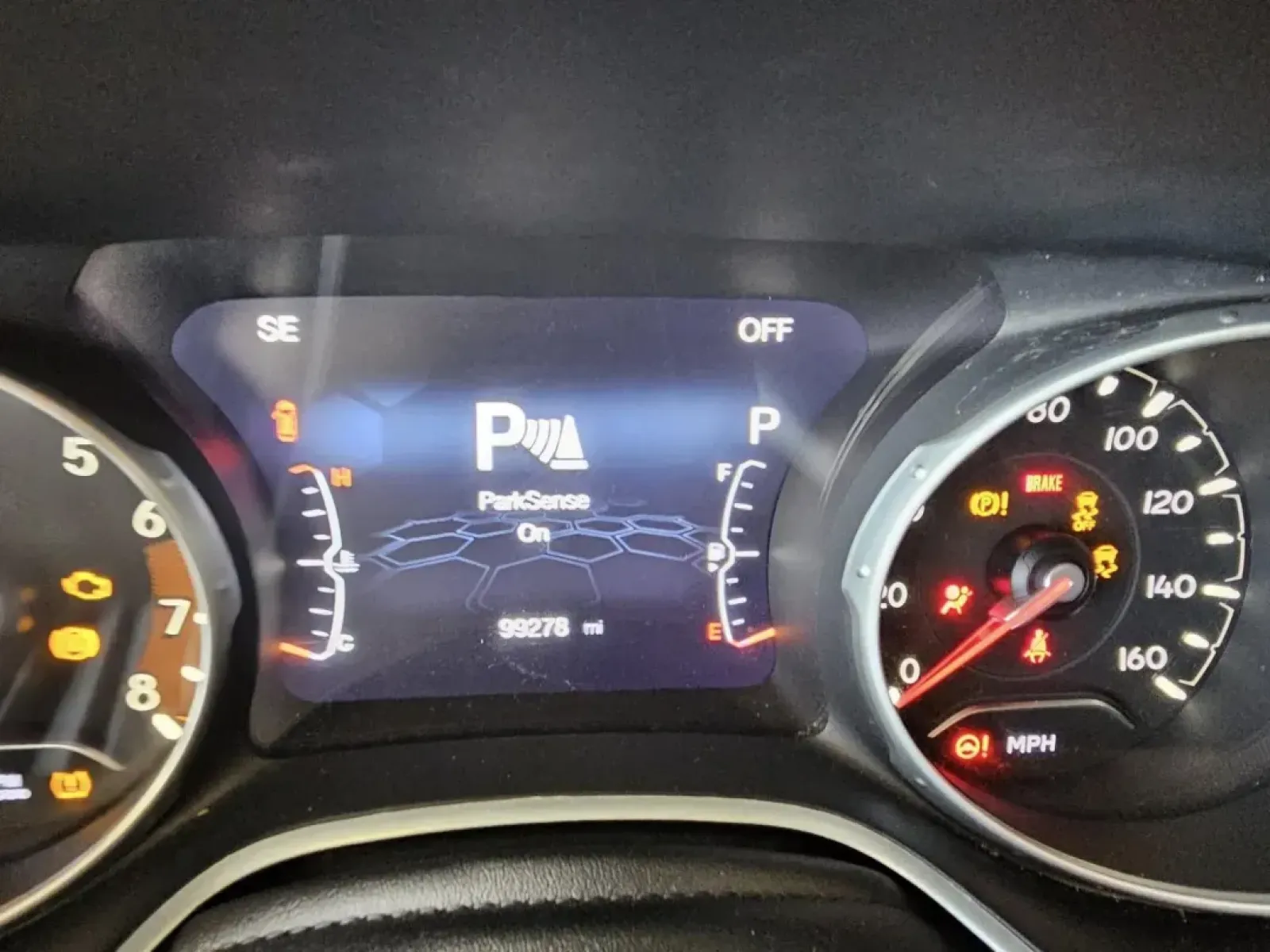 2018 RED Jeep COMPASS SPORT (3C4NJCAB7JT) with an Other engine, located at 502 South Main Street, Columbia City, IN, 46725, (260) 244-4645, 41.151382, -85.490578 - 2018 Jeep COMPASS SPORT - Photo#8