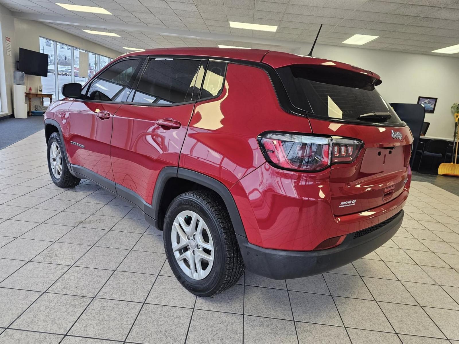 2018 RED Jeep COMPASS SPORT (3C4NJCAB7JT) with an Other engine, located at 502 South Main Street, Columbia City, IN, 46725, (260) 244-4645, 41.151382, -85.490578 - 2018 Jeep COMPASS SPORT - Photo#3
