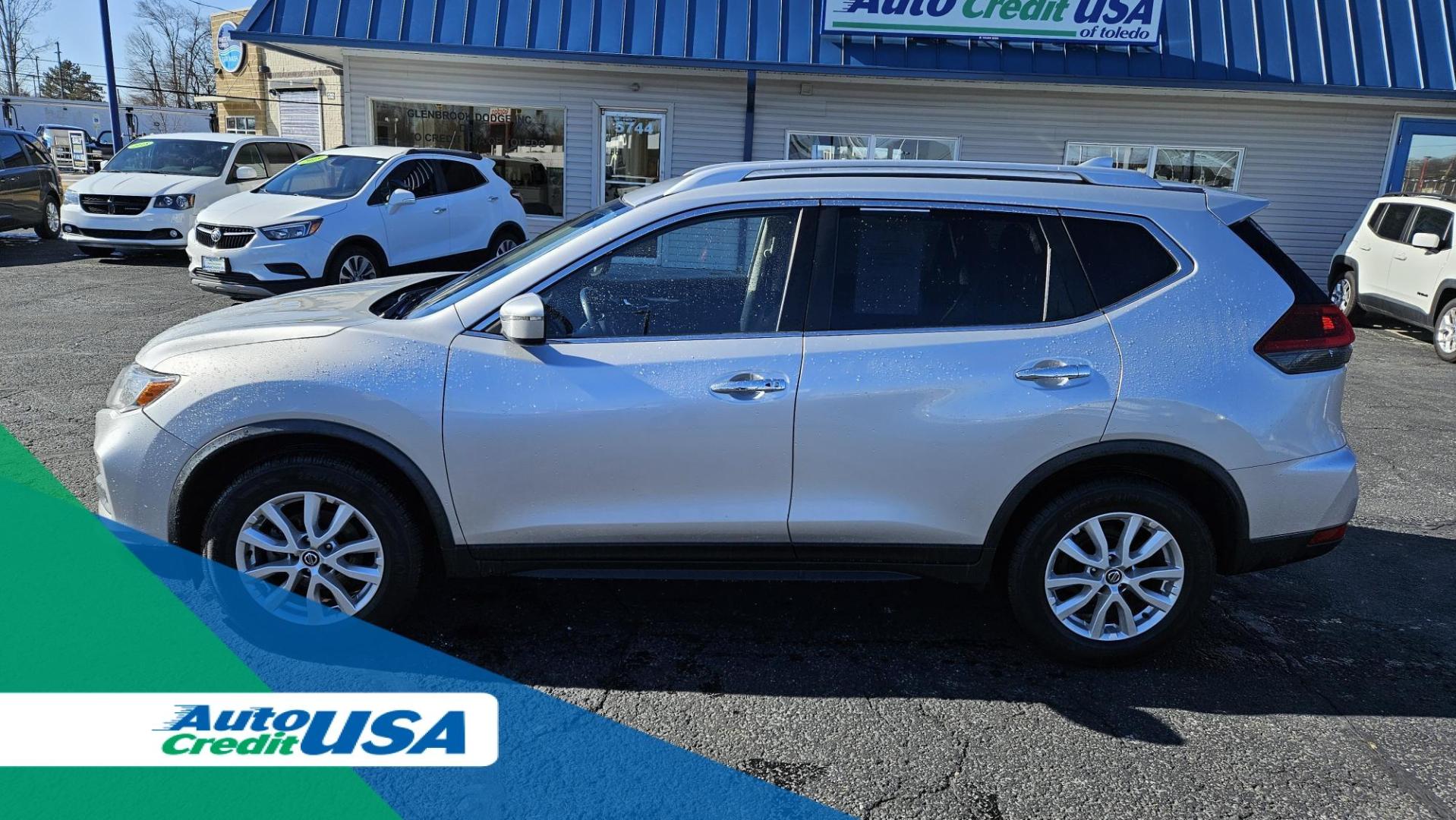 2020 GRAY Nissan ROGUE S; SL; SV (JN8AT2MT8LW) with an Other engine, located at 5744 Central Avenue, Toledo, OH, 43615, (419) 724-0130, 41.676781, -83.682137 - 2020 Nissan ROGUE S; SL; SV - Photo#0