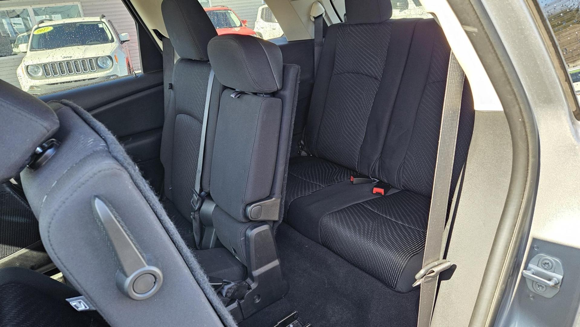 2018 Dodge JOURNEY SE (3C4PDCAB2JT) with an Other engine, located at 5744 Central Avenue, Toledo, OH, 43615, (419) 724-0130, 41.676781, -83.682137 - 2018 Dodge JOURNEY SE - Photo#8