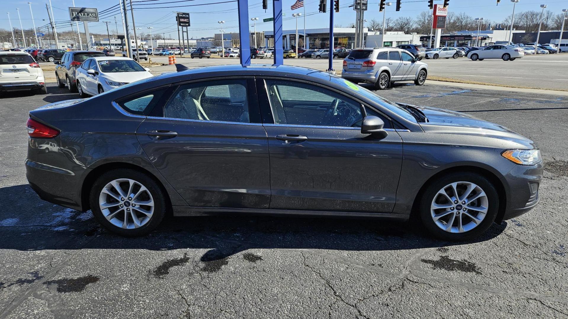 2019 Ford FUSION SE (3FA6P0H73KR) with an Other engine, located at 5744 Central Avenue, Toledo, OH, 43615, (419) 724-0130, 41.676781, -83.682137 - 2019 Ford FUSION SE - Photo#1