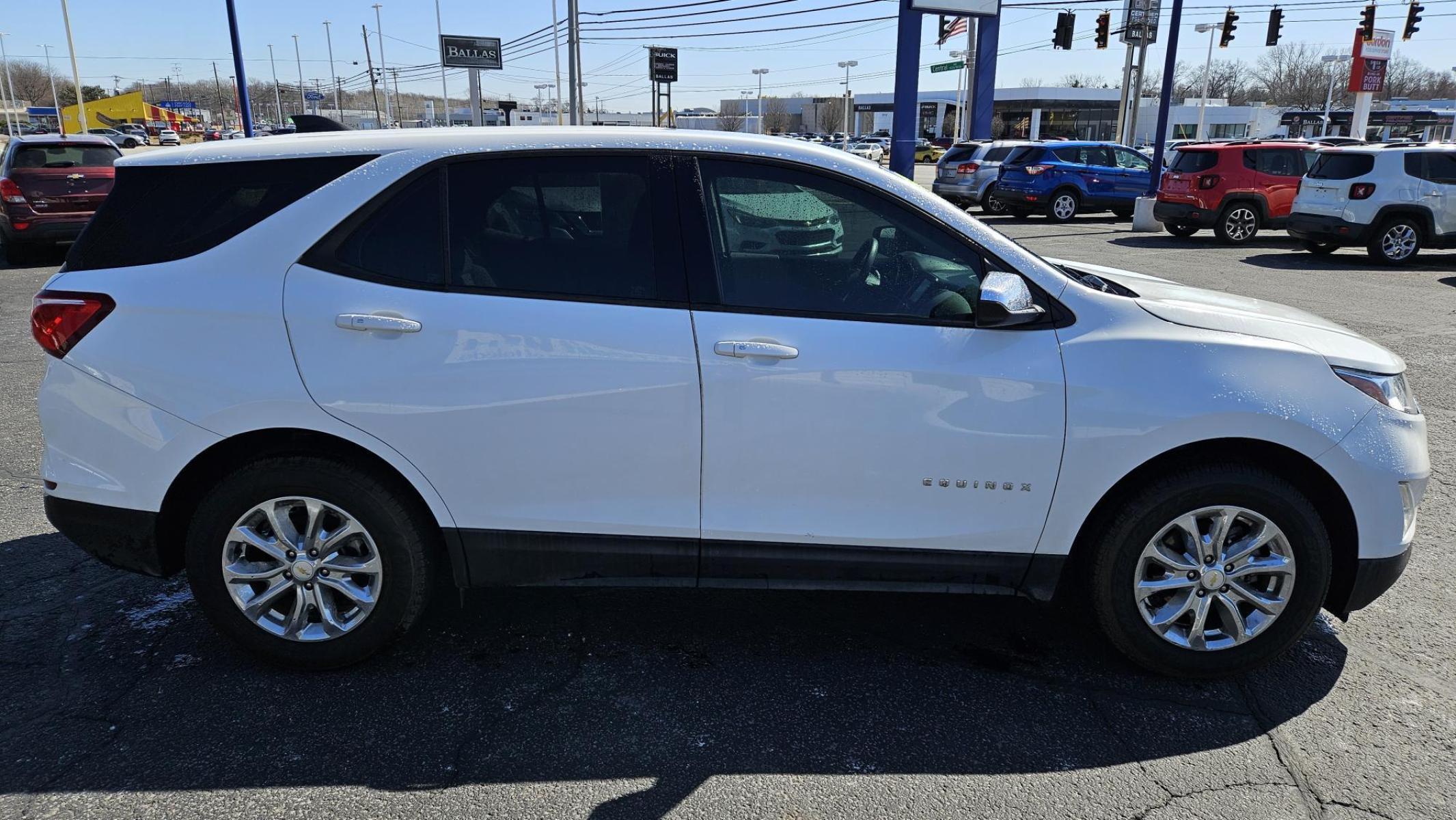 2018 Chevrolet EQUINOX LS (2GNAXHEV8J6) with an Other engine, located at 5744 Central Avenue, Toledo, OH, 43615, (419) 724-0130, 41.676781, -83.682137 - 2018 Chevrolet EQUINOX LS - Photo#2