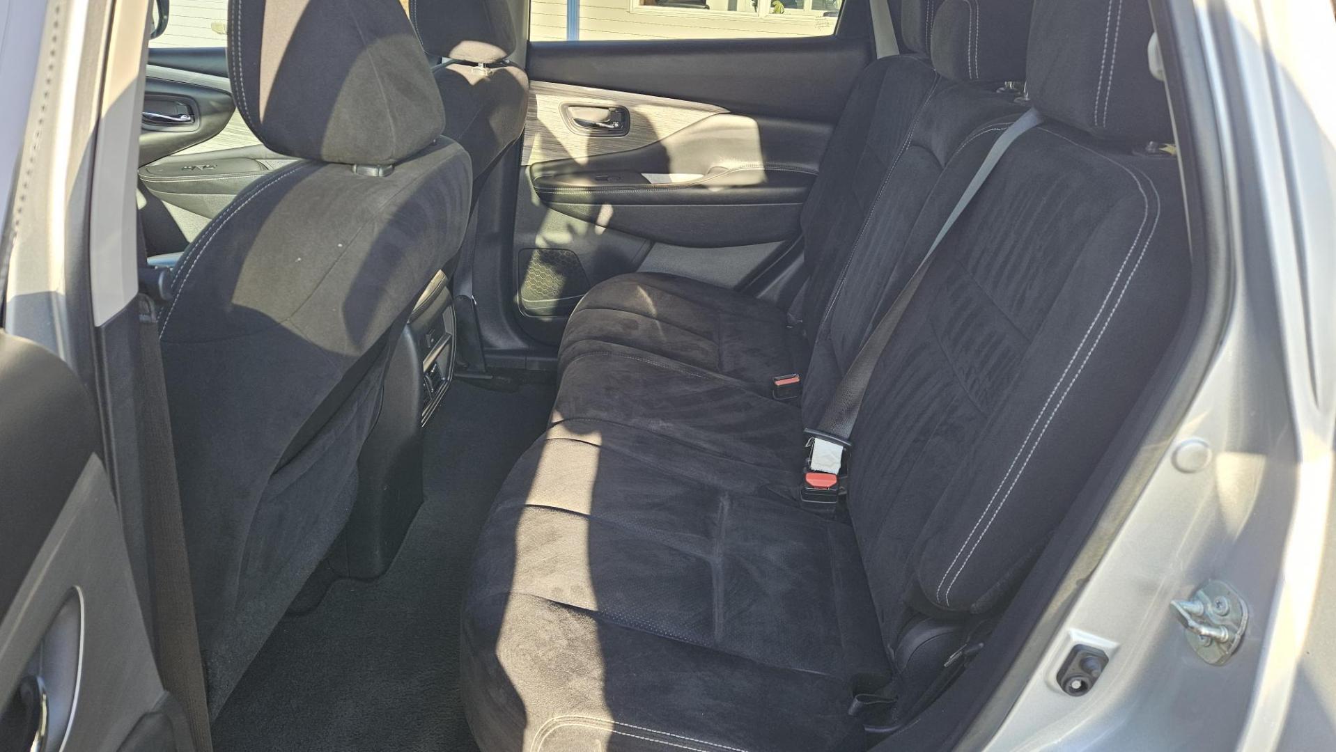 2017 Nissan MURANO S; SL; PLATIN (5N1AZ2MG5HN) with an Other engine, located at 5744 Central Avenue, Toledo, OH, 43615, (419) 724-0130, 41.676781, -83.682137 - 2017 Nissan MURANO S; SL; PLATIN - Photo#7