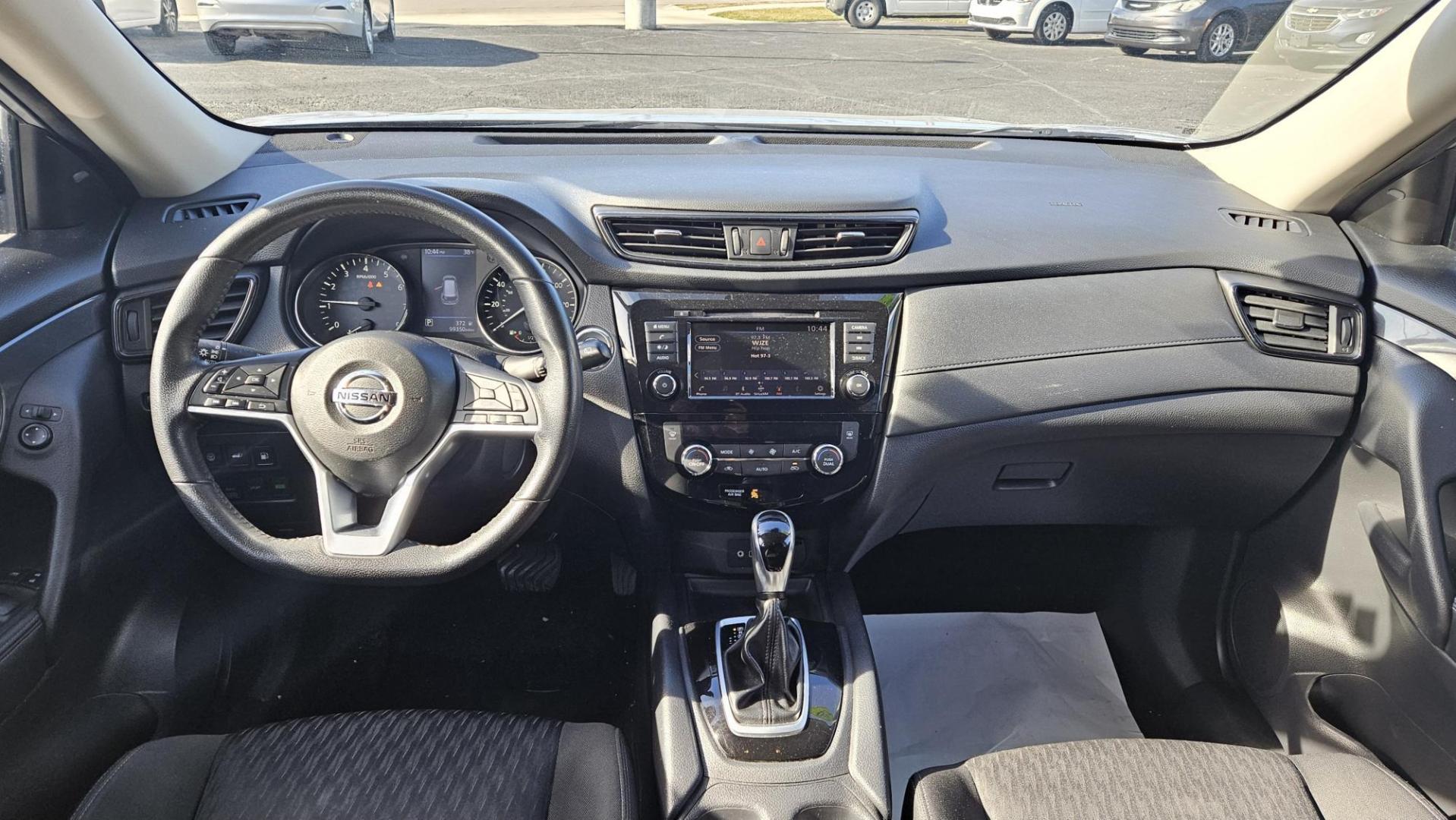 2019 Nissan ROGUE S; SL; SV (KNMAT2MV0KP) with an Other engine, located at 5744 Central Avenue, Toledo, OH, 43615, (419) 724-0130, 41.676781, -83.682137 - 2019 Nissan ROGUE S; SL; SV - Photo#6