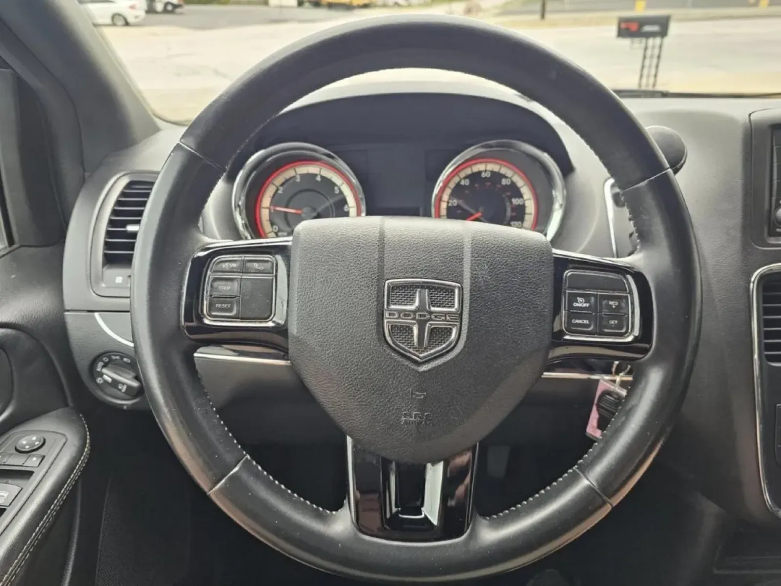 2019 Dodge Grand Caravan (2C4RDGBG5KR) with an Other engine, located at 502 South Main Street, Columbia City, IN, 46725, (260) 244-4645, 41.151382, -85.490578 - **Discover Freedom and Family Adventures with the 2019 Dodge Grand Caravan SE!**<br /> <br /> Are you searching for the perfect vehicle to enhance your family adventures or daily commutes around Columbia City? Look no further than the versatile and spacious 2019 Dodge Grand Caravan SE. This van is d - Photo#4