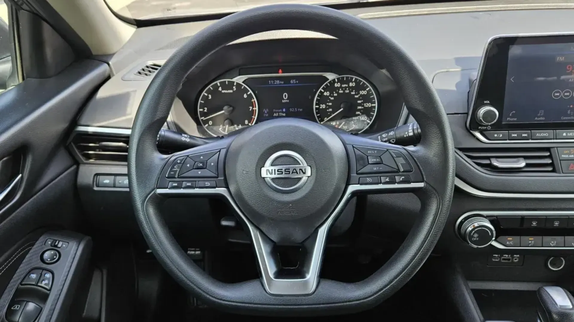 2019 Nissan ALTIMA 2.5 S (1N4BL4BV4KC) with an Other engine, located at 5744 Central Avenue, Toledo, OH, 43615, (419) 724-0130, 41.676781, -83.682137 - 2019 Nissan ALTIMA 2.5 S - Photo#7