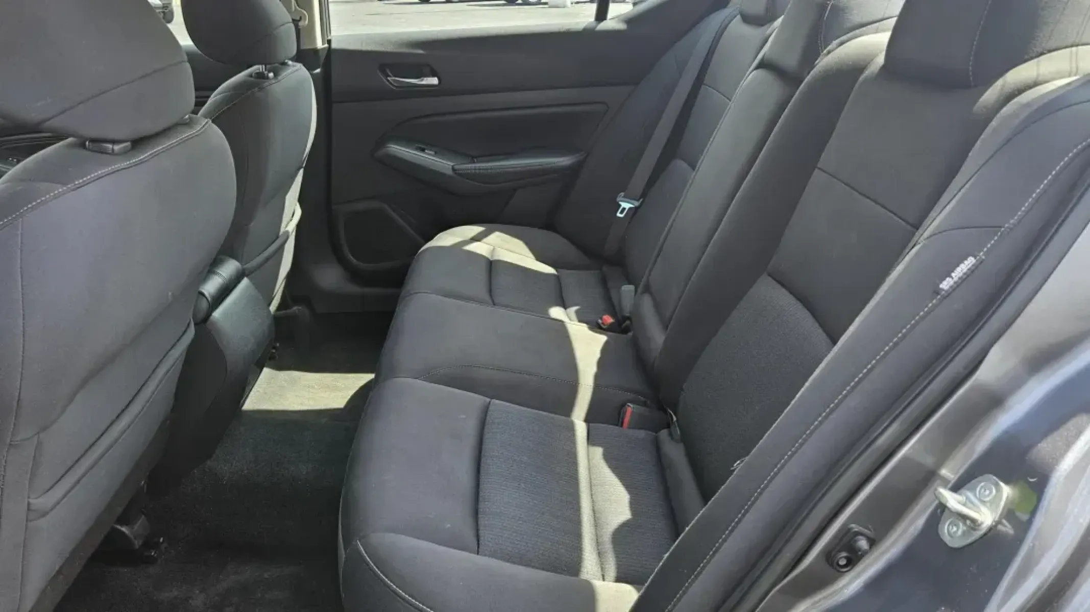 2019 Nissan ALTIMA 2.5 S (1N4BL4BV4KC) with an Other engine, located at 5744 Central Avenue, Toledo, OH, 43615, (419) 724-0130, 41.676781, -83.682137 - ### Discover Your Next Adventure with the 2019 Nissan Altima 2.5 S<br /> <br /> Imagine cruising through the picturesque streets of downtown Bellingham, WA, or embarking on weekend getaways with friends, all while enjoying the comfort and reliability of a sedan designed to elevate your driving exper - Photo#10