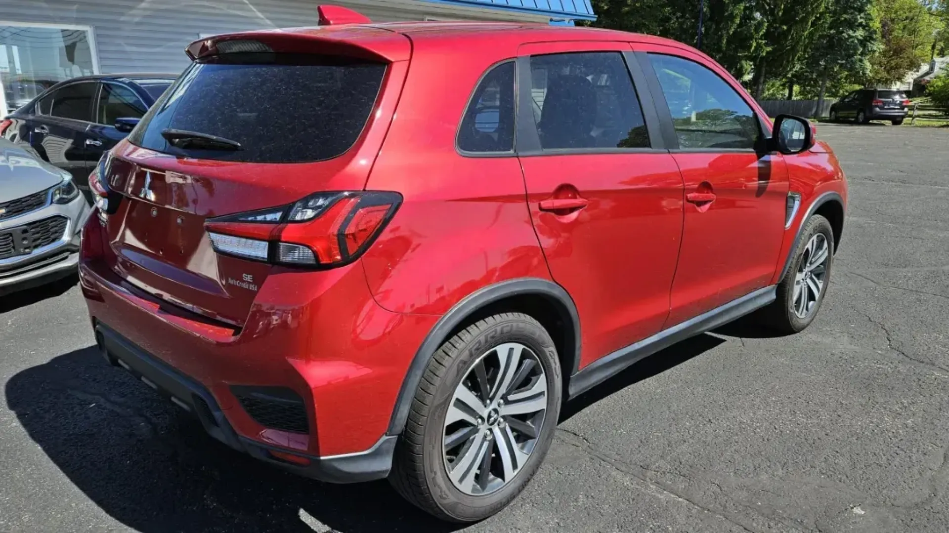 2020 Mitsubishi OUTLANDER SPORT LE; (JA4AP4AU6LU) with an Other engine, located at 5744 Central Avenue, Toledo, OH, 43615, (419) 724-0130, 41.676781, -83.682137 - 2020 Mitsubishi OUTLANDER SPORT LE; - Photo#3