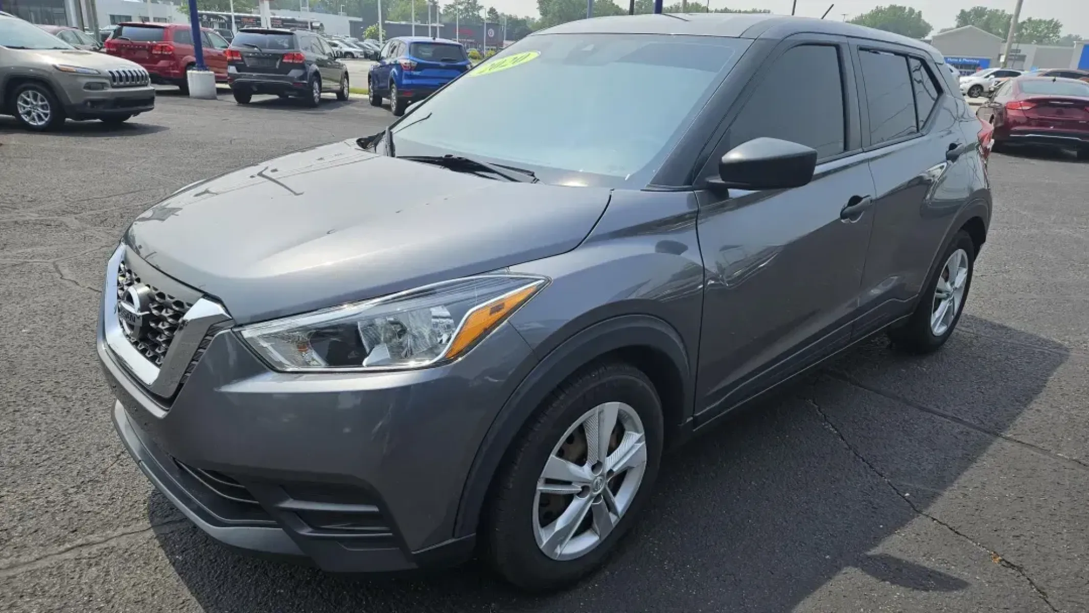 2020 Nissan KICKS S (3N1CP5BV0LL) with an Other engine, located at 5744 Central Avenue, Toledo, OH, 43615, (419) 724-0130, 41.676781, -83.682137 - 2020 Nissan KICKS S - Photo#1
