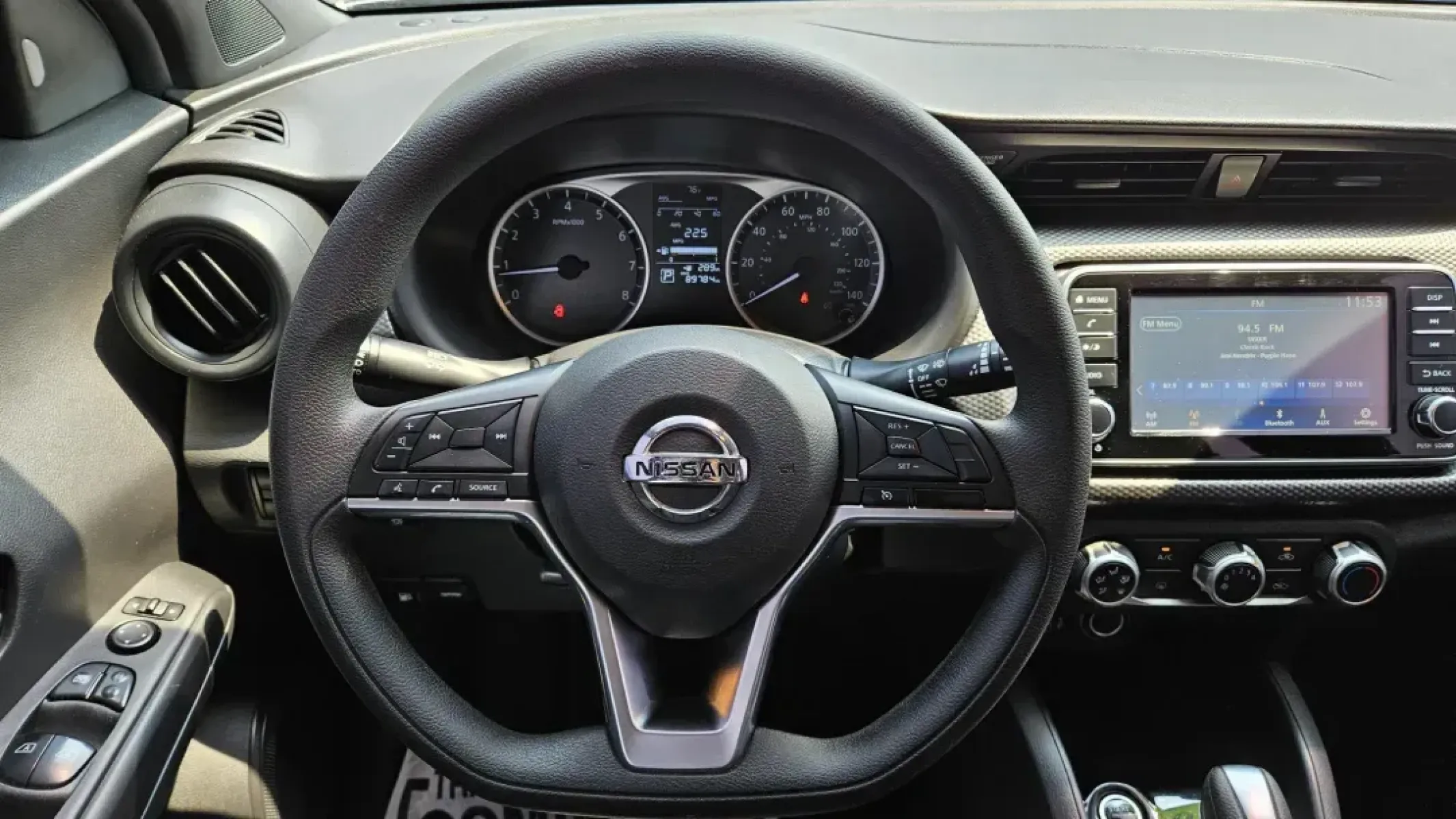 2020 Nissan KICKS S (3N1CP5BV0LL) with an Other engine, located at 5744 Central Avenue, Toledo, OH, 43615, (419) 724-0130, 41.676781, -83.682137 - 2020 Nissan KICKS S - Photo#8