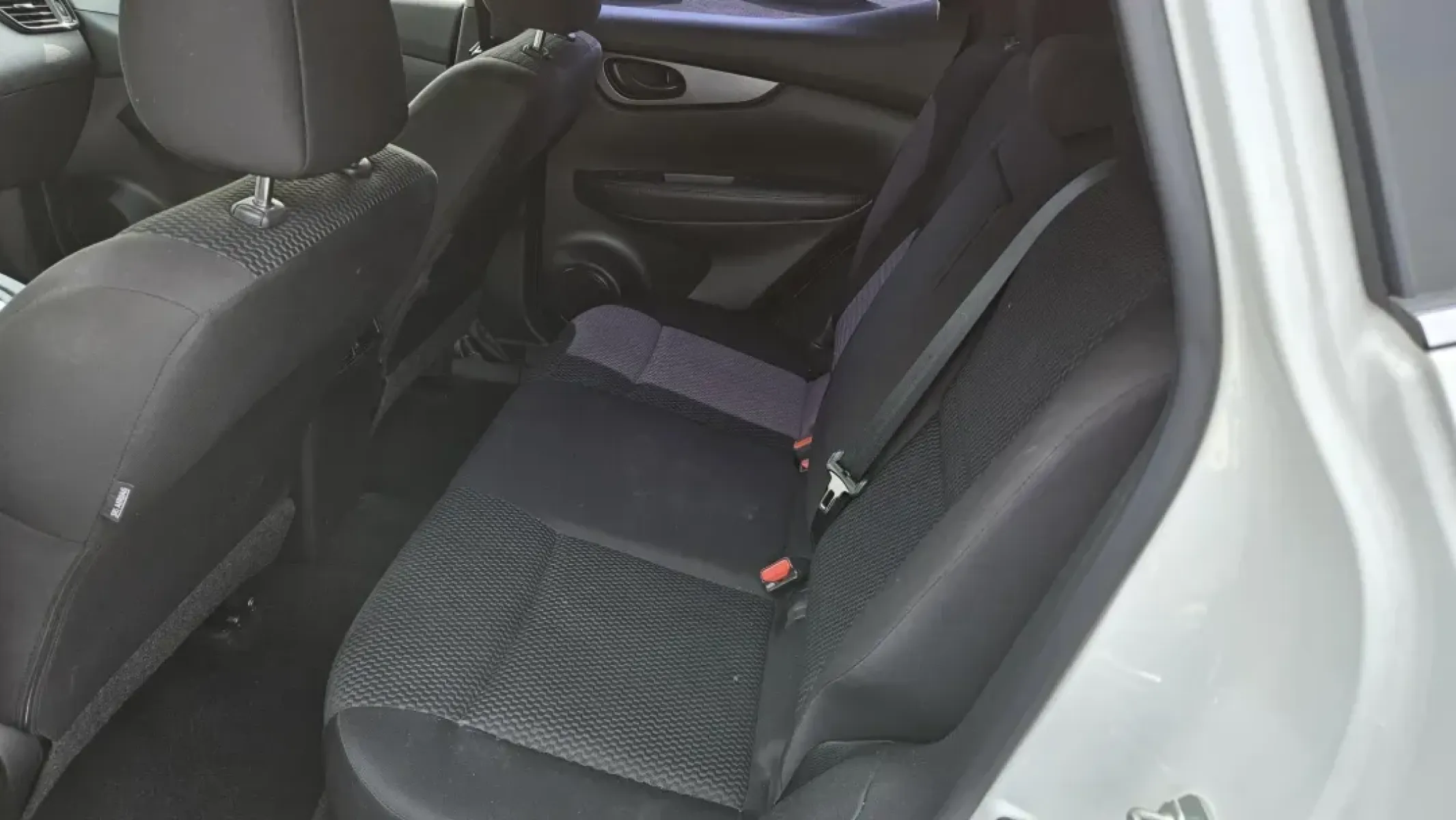 2019 Nissan Rogue (JN1BJ1CPXKW) with an Other engine, located at 5744 Central Avenue, Toledo, OH, 43615, (419) 724-0130, 41.676781, -83.682137 - **Adventure Awaits with the 2019 Nissan Rogue Sport SL Perfect for Your Next Journey!**<br /> <br /> Are you looking for a versatile and stylish SUV that can handle daily commutes, family outings, and spontaneous weekend adventures? Look no further than the 2019 Nissan Rogue Sport SL, available now - Photo#6
