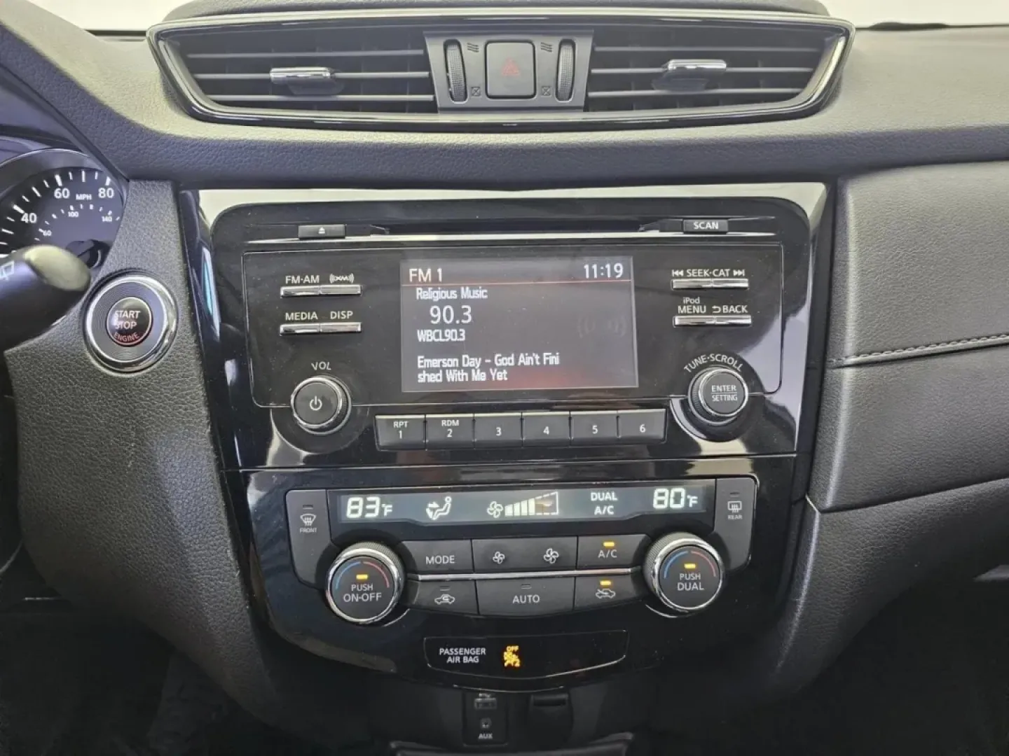 2017 Nissan Rogue (JN8AT2MT8HW) with an Other engine, located at 502 South Main Street, Columbia City, IN, 46725, (260) 244-4645, 41.151382, -85.490578 - ### Discover Your Next Adventure with the 2017 Nissan Rogue at Auto Credit!<br /> <br /> Are you in search of a reliable SUV that seamlessly fits into your active lifestyle? Look no further than this 2017 Nissan Rogue, available now at Auto Credit in Columbia City, Indiana. Whether you're navigating - Photo#4