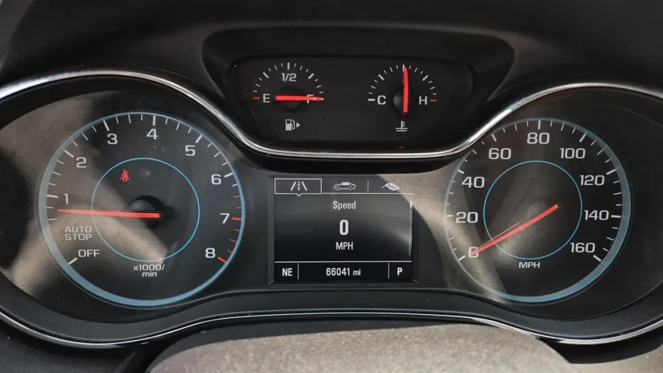 2017 Chevrolet CRUZE LT (1G1BE5SM6H7) with an Other engine, located at 5744 Central Avenue, Toledo, OH, 43615, (419) 724-0130, 41.676781, -83.682137 - **Discover Your Next Adventure with the 2017 Chevrolet CRUZE LT Perfect for Daily Drives and Weekend Getaways!**<br /> <br /> Are you on the hunt for a reliable, stylish car that comfortably fits your lifestyle? Look no further than this 2017 Chevrolet CRUZE LT, the ideal choice for commuters and w - Photo#7