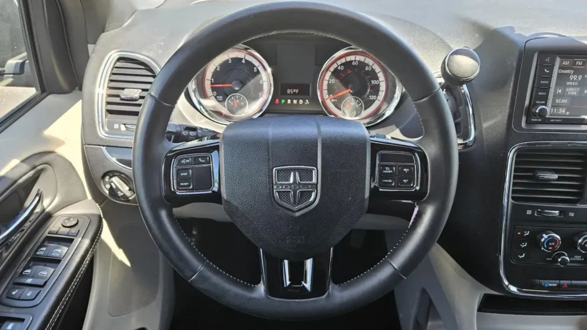 2018 Dodge GRAND CARAVAN SXT (2C4RDGCG9JR) with an Other engine, located at 5744 Central Avenue, Toledo, OH, 43615, (419) 724-0130, 41.676781, -83.682137 - Are you ready to elevate your family adventures? The 2018 Dodge Grand Caravan SXT is the perfect companion for growing families and active lifestyles, designed to provide both comfort and versatility for all your journeys. Whether you're planning a weekend getaway to Maumee Bay State Park or simply - Photo#6
