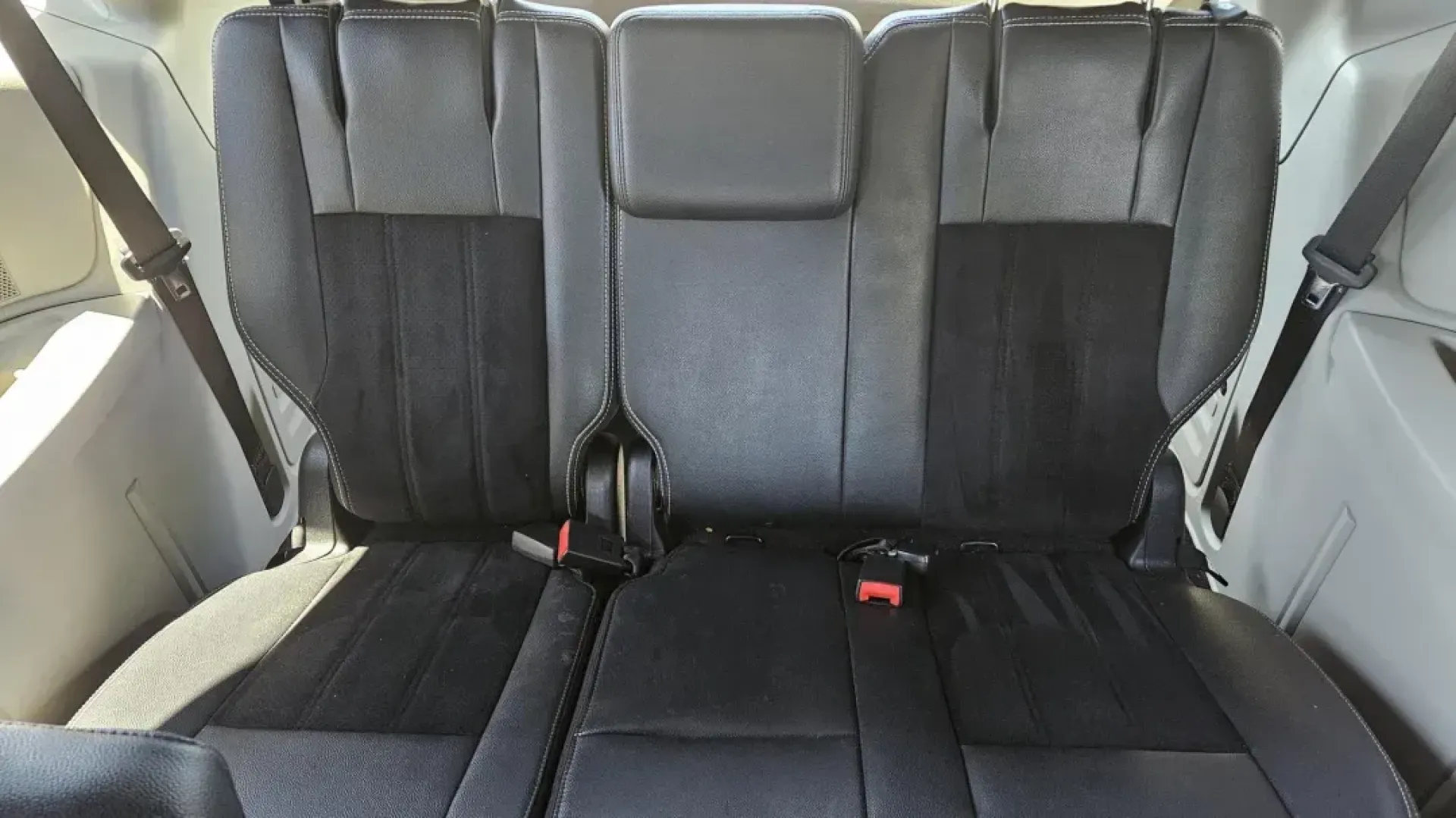 2018 Dodge GRAND CARAVAN SXT (2C4RDGCG9JR) with an Other engine, located at 5744 Central Avenue, Toledo, OH, 43615, (419) 724-0130, 41.676781, -83.682137 - Are you ready to elevate your family adventures? The 2018 Dodge Grand Caravan SXT is the perfect companion for growing families and active lifestyles, designed to provide both comfort and versatility for all your journeys. Whether you're planning a weekend getaway to Maumee Bay State Park or simply - Photo#11