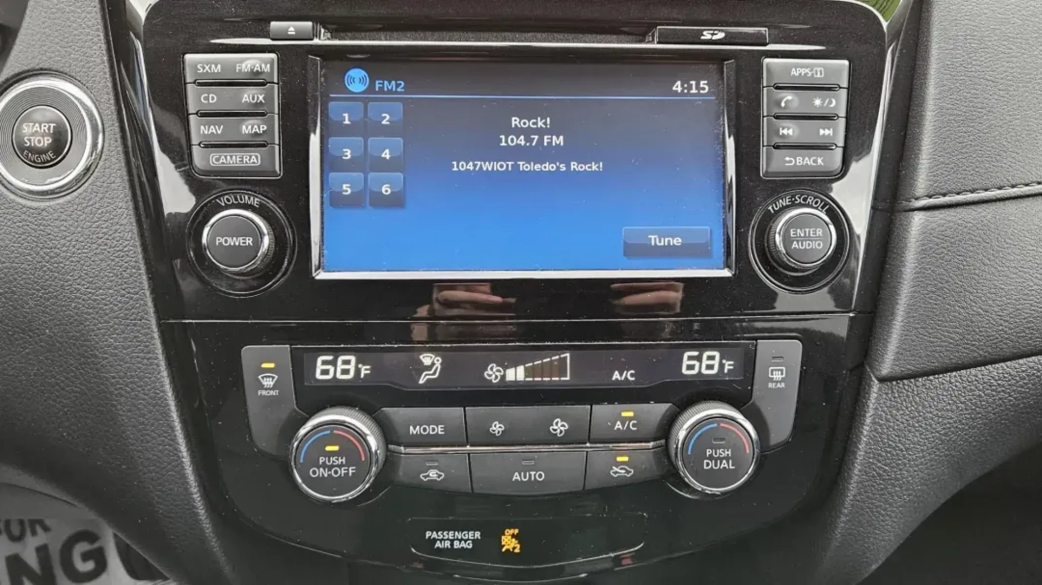 2017 Nissan Rogue (KNMAT2MV7HP) with an Other engine, located at 5744 Central Avenue, Toledo, OH, 43615, (419) 724-0130, 41.676781, -83.682137 - **Discover Your Next Adventure with the 2017 Nissan Rogue Perfect for Growing Families and Weekend Getaways!**<br /> <br /> Are you looking for a reliable, spacious, and comfortable SUV to accommodate your busy lifestyle? Look no further! This 2017 Nissan Rogue, available at Auto Credit in Toledo, - Photo#9