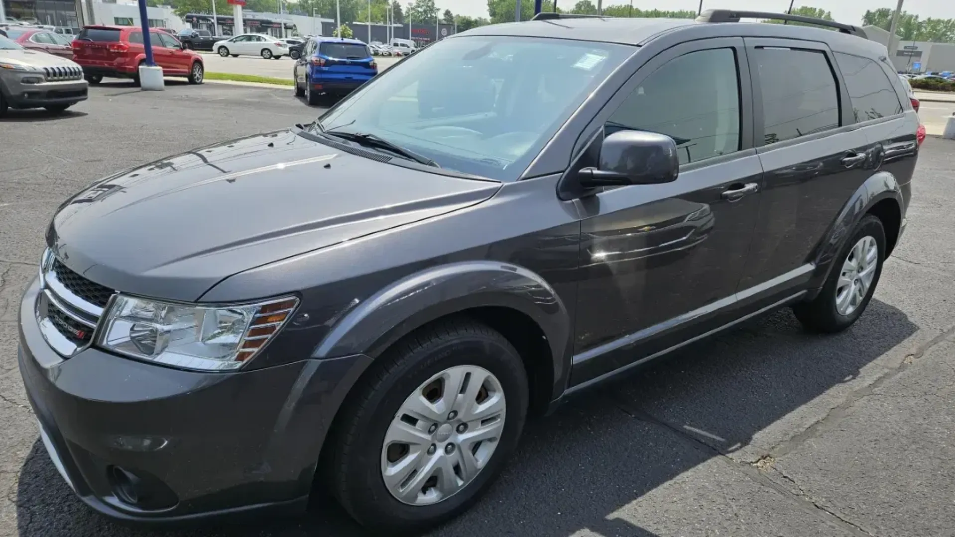 2019 Dodge Journey (3C4PDCBB6KT) with an Other engine, located at 5744 Central Avenue, Toledo, OH, 43615, (419) 724-0130, 41.676781, -83.682137 - Explore new adventures with the perfect blend of style and functionality in this 2019 Dodge Journey SXT! Whether you're planning a family road trip, commuting to work, or simply need a reliable vehicle for everyday errands, this SUV is designed to meet your diverse lifestyle needs. With its spacious - Photo#1