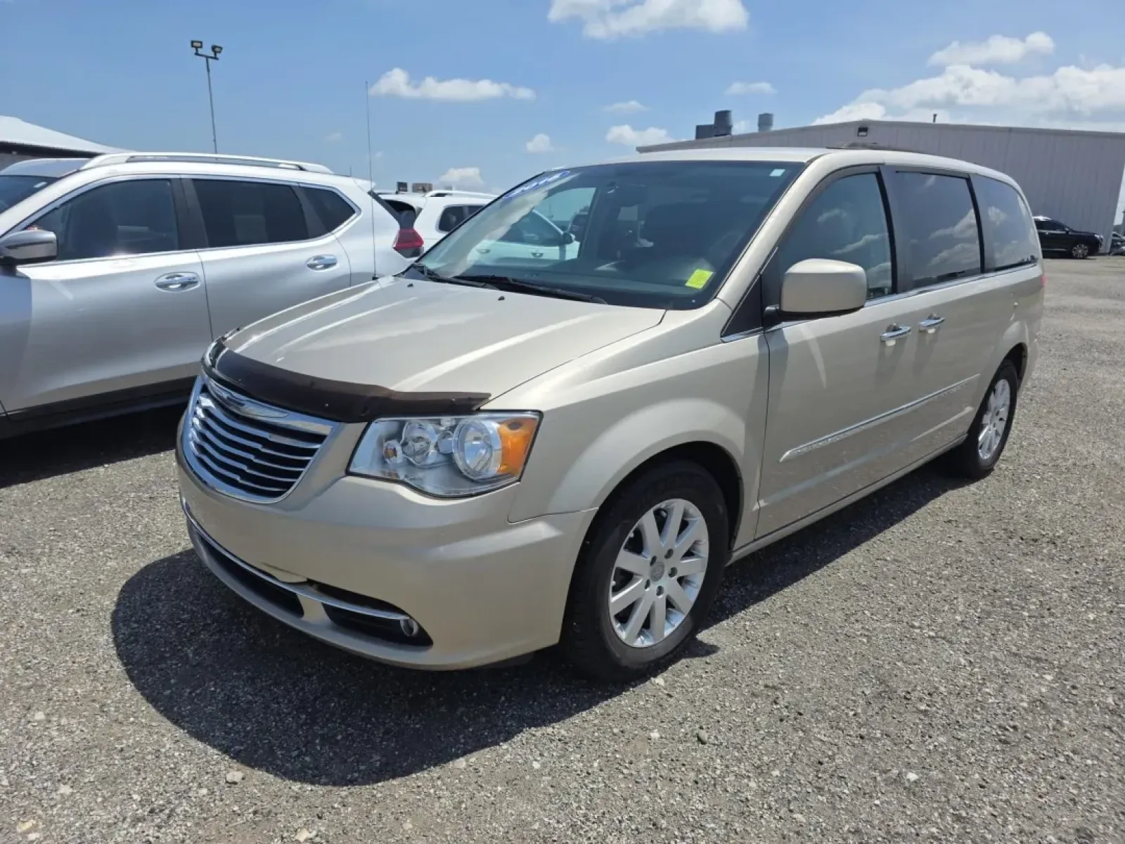 2016 Chrysler TOWN and COUNTRY TOURI (2C4RC1BG4GR) with an Other engine, located at 15 Petro Dr, Warsaw, IN, 46582, (574) 306-0055, 41.273563, -85.857544 - **Discover Your Next Adventure with the 2016 Chrysler Town and Country Touring! Perfect for Families and Road Trips!**<br /> <br /> Are you a growing family in need of a spacious and reliable vehicle? Or perhaps you're searching for the perfect ride for weekend getaways? Look no further! The 2016 - Photo#10