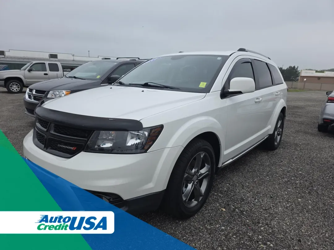 photo of 2017 Dodge JOURNEY CROSSROAD 