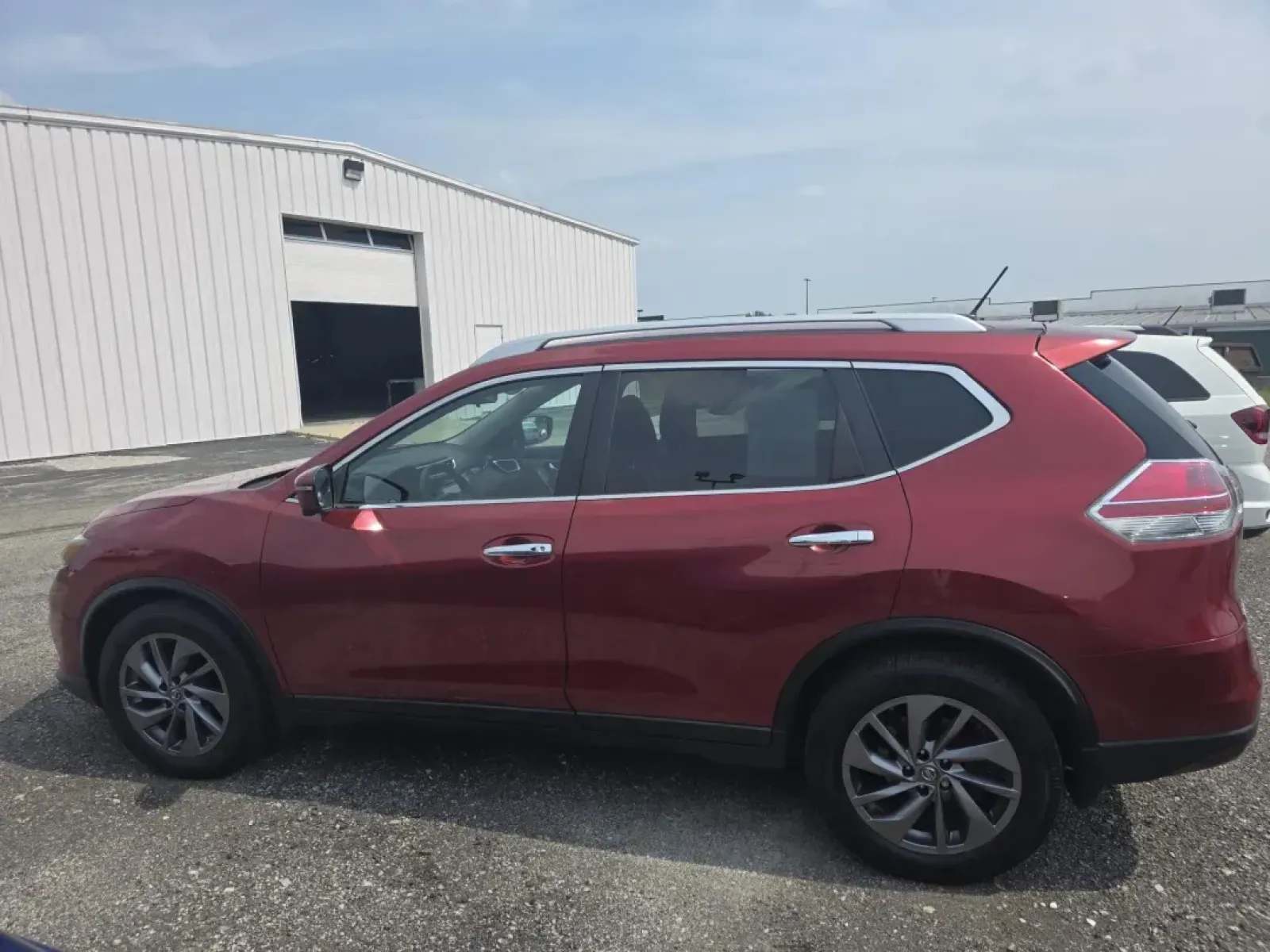 2016 Nissan Rogue (5N1AT2MT2GC) with an Other engine, located at 15 Petro Dr, Warsaw, IN, 46582, (574) 306-0055, 41.273563, -85.857544 - Are you ready to elevate your daily commute or embark on weekend adventures? The 2016 Nissan Rogue is the perfect companion for anyone seeking a reliable vehicle that blends comfort, safety, and style. With its spacious interior and versatile design, this wagon is ideal for family road trips, runnin - Photo#1