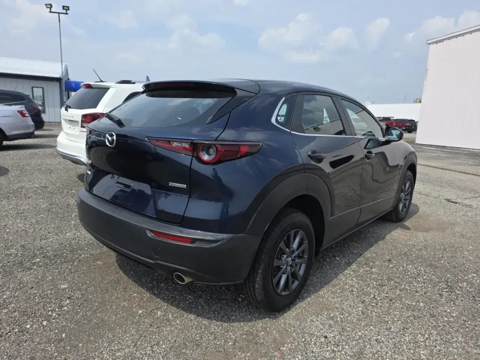 2020 Mazda CX-30 BASE (3MVDMABL4LM) with an Other engine, located at 15 Petro Dr, Warsaw, IN, 46582, (574) 306-0055, 41.273563, -85.857544 - Looking for a versatile vehicle that perfectly balances style, practicality, and affordability? This 2020 Mazda CX-30 BASE is ready to elevate your lifestyle, whether you're commuting to work, embarking on weekend adventures, or navigating the demands of a growing family. With its spacious interior - Photo#7