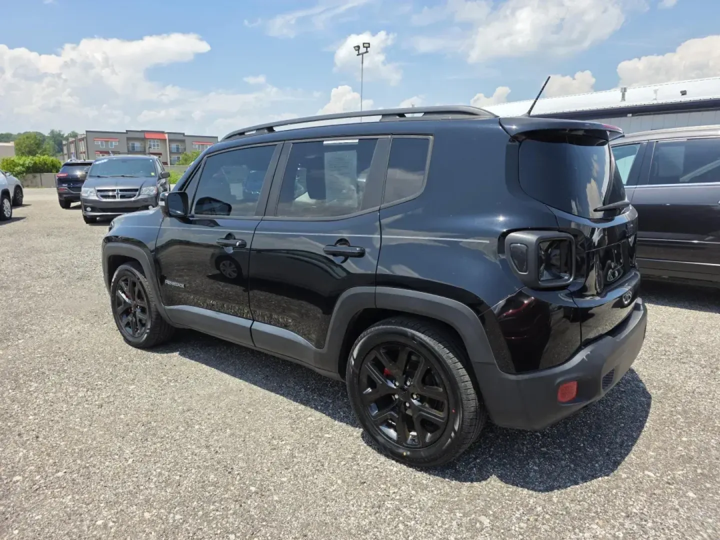 2017 Jeep RENEGADE LATITUDE (ZACCJABB9HP) with an Other engine, located at 15 Petro Dr, Warsaw, IN, 46582, (574) 306-0055, 41.273563, -85.857544 - **Conquer the Open Road with the 2017 Jeep Renegade Latitude Perfect for Adventurous Souls in Warsaw, IN!**<br /> <br /> Are you ready to elevate your weekend adventures and daily commutes alike? Look no further than the 2017 Jeep Renegade Latitude, a versatile wagon designed for those who crave fr - Photo#1