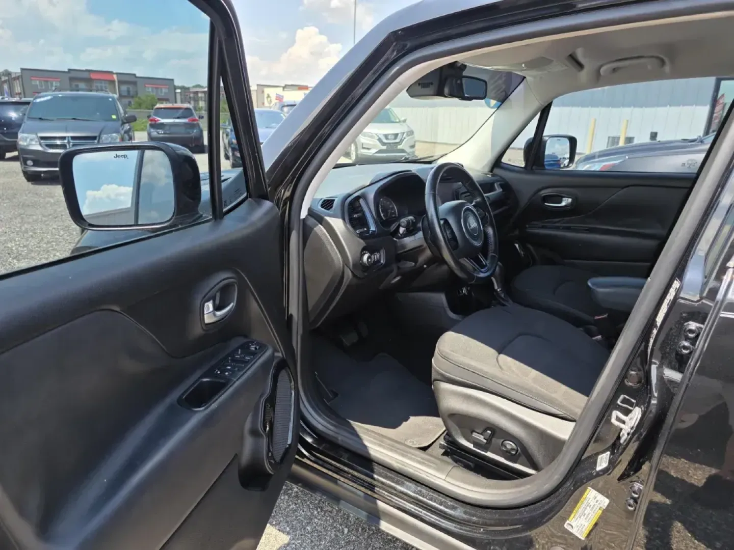 2017 Jeep RENEGADE LATITUDE (ZACCJABB9HP) with an Other engine, located at 15 Petro Dr, Warsaw, IN, 46582, (574) 306-0055, 41.273563, -85.857544 - **Conquer the Open Road with the 2017 Jeep Renegade Latitude Perfect for Adventurous Souls in Warsaw, IN!**<br /> <br /> Are you ready to elevate your weekend adventures and daily commutes alike? Look no further than the 2017 Jeep Renegade Latitude, a versatile wagon designed for those who crave fr - Photo#2