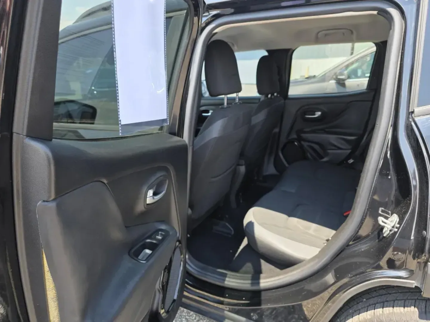 2017 Jeep RENEGADE LATITUDE (ZACCJABB9HP) with an Other engine, located at 15 Petro Dr, Warsaw, IN, 46582, (574) 306-0055, 41.273563, -85.857544 - **Conquer the Open Road with the 2017 Jeep Renegade Latitude Perfect for Adventurous Souls in Warsaw, IN!**<br /> <br /> Are you ready to elevate your weekend adventures and daily commutes alike? Look no further than the 2017 Jeep Renegade Latitude, a versatile wagon designed for those who crave fr - Photo#5