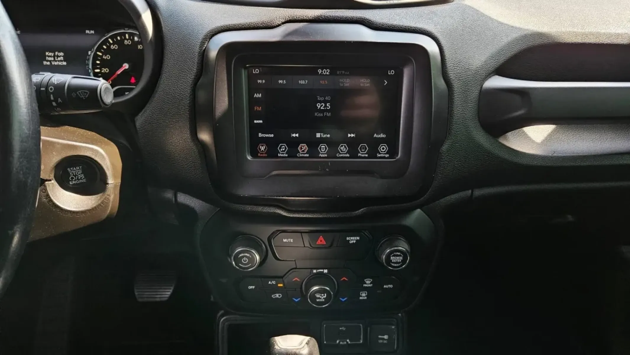 2018 Jeep Renegade (ZACCJADB7JP) with an Other engine, located at 5744 Central Avenue, Toledo, OH, 43615, (419) 724-0130, 41.676781, -83.682137 - Are you ready to elevate your weekend adventures or tackle daily commutes with confidence? Look no further! This 2018 Jeep Renegade Limited is not just a vehicle; it's your ticket to a lifestyle filled with exploration and comfort. With its robust SUV body and sleek gray exterior, this Renegade is p - Photo#9