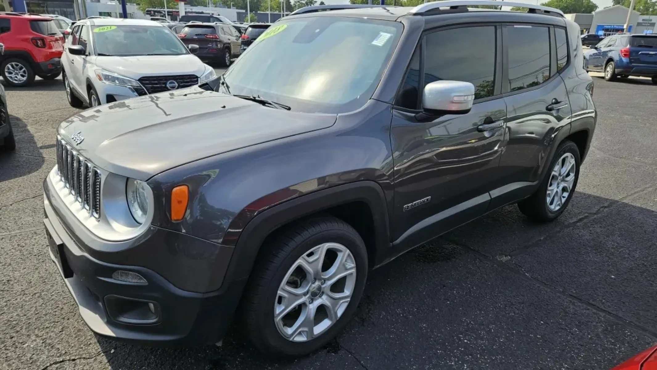 2018 Jeep Renegade (ZACCJADB7JP) with an Other engine, located at 5744 Central Avenue, Toledo, OH, 43615, (419) 724-0130, 41.676781, -83.682137 - Are you ready to elevate your weekend adventures or tackle daily commutes with confidence? Look no further! This 2018 Jeep Renegade Limited is not just a vehicle; it's your ticket to a lifestyle filled with exploration and comfort. With its robust SUV body and sleek gray exterior, this Renegade is p - Photo#1
