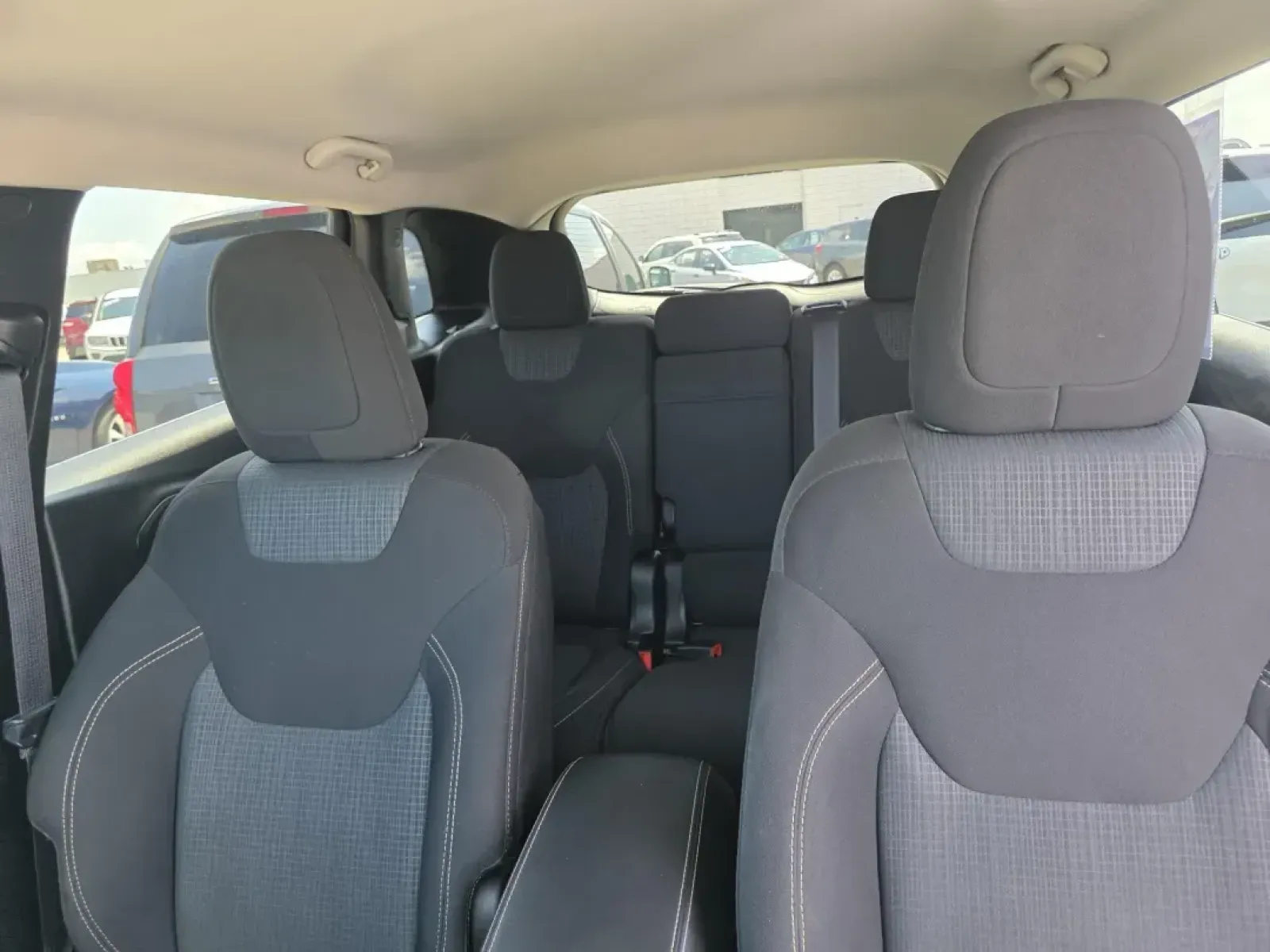 2016 Jeep CHEROKEE LATITUDE (1C4PJMCB3GW) with an Other engine, located at 15 Petro Dr, Warsaw, IN, 46582, (574) 306-0055, 41.273563, -85.857544 - For those who crave adventure and the freedom of the open road, the 2016 Jeep Cherokee Latitude is the perfect companion. Whether you're navigating the bustling streets of Warsaw, Indiana, or exploring the scenic routes of the surrounding countryside, this versatile wagon offers both comfort and cap - Photo#4