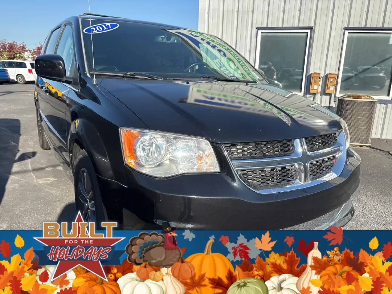 2017 Dodge Grand Caravan (2C4RDGCG3HR) with an Other engine, located at 100 West Coliseum Boulevard, Fort Wayne, IN, 46805, (260) 471-0567, 41.118340, -85.141014 - **Discover the Perfect Family Companion: 2017 Dodge Grand Caravan SXT at Auto Credit, Fort Wayne, IN**<br /> <br /> Are you on the hunt for a reliable vehicle that can keep up with your active family lifestyle? Look no further than the 2017 Dodge Grand Caravan SXT, available now at Auto Credit in Fo - Photo#0