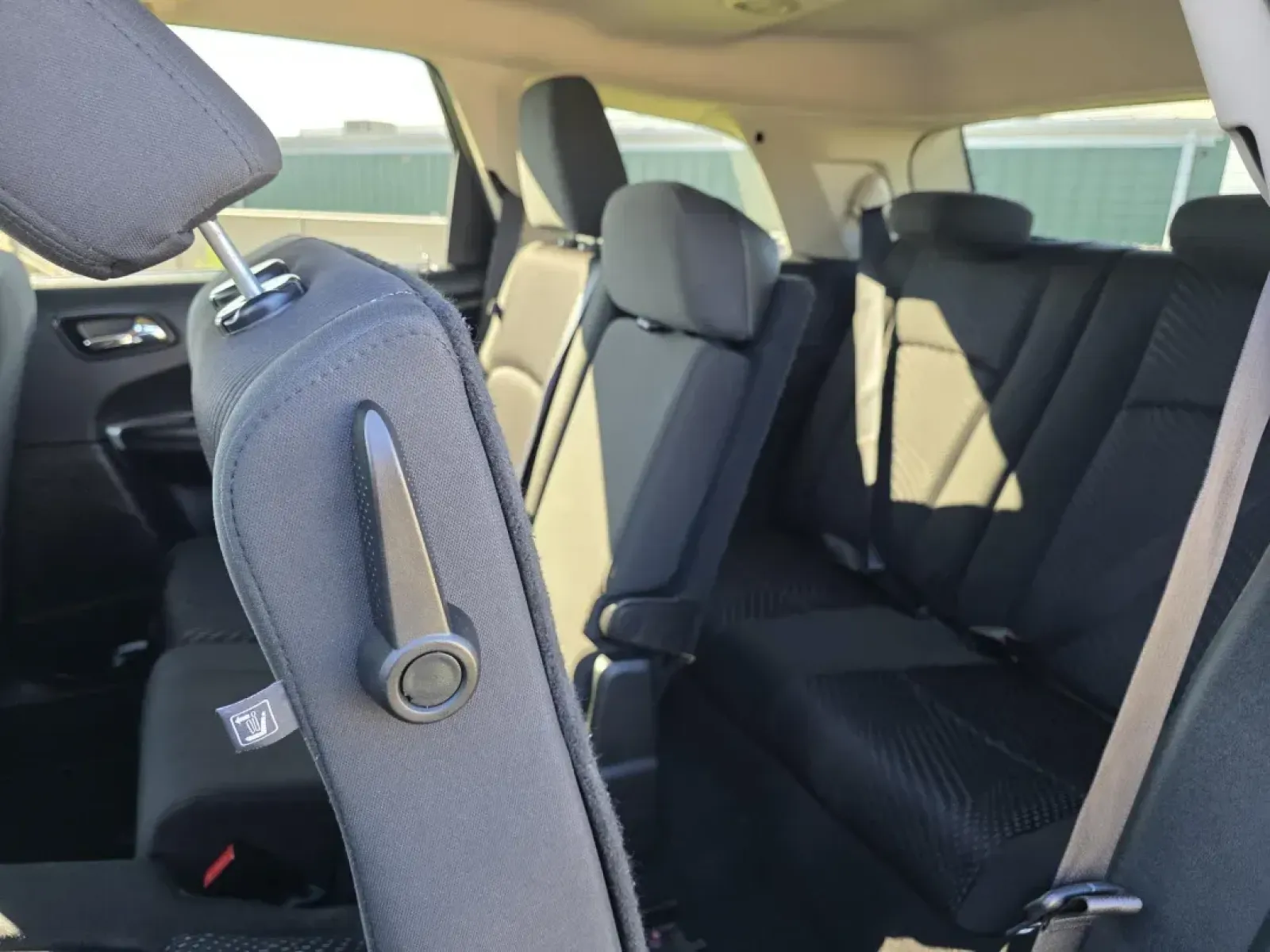 2018 Dodge JOURNEY SE (3C4PDCAB0JT) with an Other engine, located at 15 Petro Dr, Warsaw, IN, 46582, (574) 306-0055, 41.273563, -85.857544 - Are you searching for the perfect vehicle that balances family-friendly comfort with weekend adventure capability? Look no further! This 2018 Dodge Journey SE, available at Auto Credit in Warsaw, Indiana, is the ideal choice for growing families and budget-conscious buyers alike. With its spacious i - Photo#6