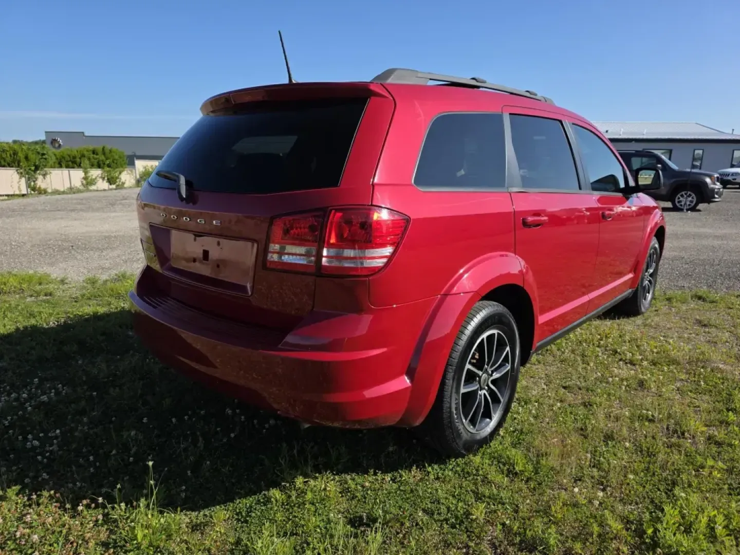 2018 Dodge Journey (3C4PDCAB0JT) with an Other engine, located at 15 Petro Dr, Warsaw, IN, 46582, (574) 306-0055, 41.273563, -85.857544 - **Unleash Your Adventure with the 2018 Dodge Journey SE at Auto Credit in Warsaw, IN!**<br /> <br /> Are you searching for a vehicle that effortlessly combines style, space, and versatility? The 2018 Dodge Journey SE is the perfect companion for weekend getaways, family road trips, and daily commute - Photo#8