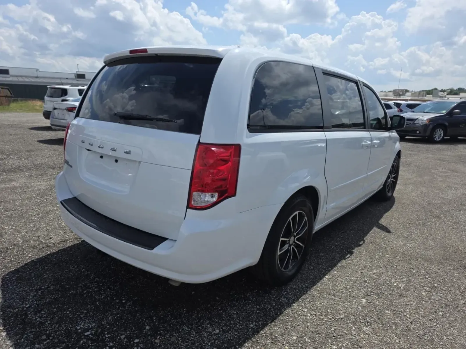 2016 Dodge Grand Caravan (2C4RDGBG3GR) with an Other engine, located at 15 Petro Dr, Warsaw, IN, 46582, (574) 306-0055, 41.273563, -85.857544 - **Adventure Awaits with the 2016 Dodge Grand Caravan SE at Auto Credit!**<br /> <br /> Are you searching for the perfect family vehicle or a reliable ride for weekend getaways? Look no further! The 2016 Dodge Grand Caravan SE is tailored for those who value space, comfort, and versatility. With room - Photo#10