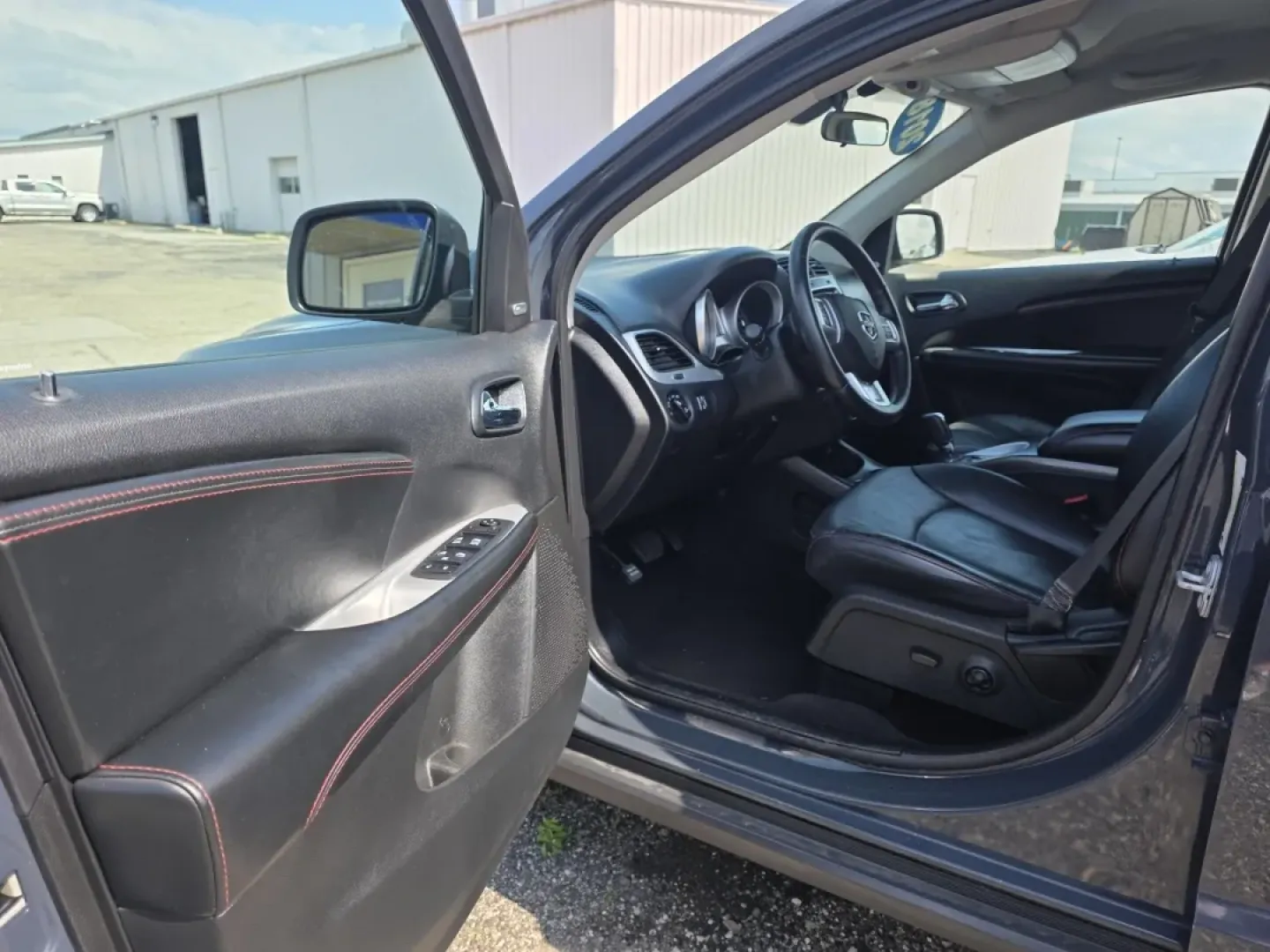 2018 Dodge Journey (3C4PDCEG1JT) with an Other engine, located at 15 Petro Dr, Warsaw, IN, 46582, (574) 306-0055, 41.273563, -85.857544 - **Unlock Adventure with the 2018 Dodge Journey Your Perfect Family SUV!**<br /> <br /> Are you ready to elevate your family adventures and weekend getaways? Look no further than this reliable 2018 Dodge Journey, a spacious and versatile SUV designed for families on the move. Whether you're navigati - Photo#2