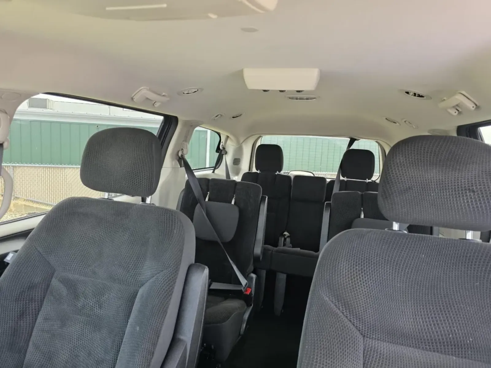 2019 Dodge Grand Caravan (2C4RDGBG8KR) with an Other engine, located at 15 Petro Dr, Warsaw, IN, 46582, (574) 306-0055, 41.273563, -85.857544 - **Explore the Open Road with the 2019 Dodge Grand Caravan Your Perfect Family Adventure Companion!**<br /> <br /> Are you ready to take your family adventures to the next level? The 2019 Dodge Grand Caravan is the ideal vehicle for growing families, weekend getaways, or anyone who values space and - Photo#4