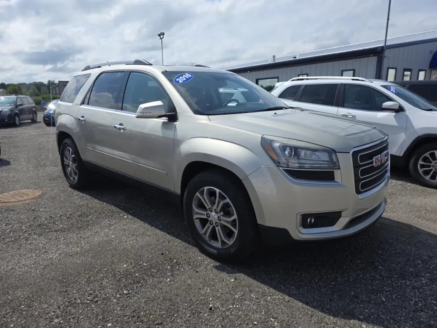 2016 GMC Acadia (1GKKRRKD1GJ) with an 3.6 L engine, Variable speed transmission, located at 15 Petro Dr, Warsaw, IN, 46582, (574) 306-0055, 41.273563, -85.857544 - **Adventure Awaits with the 2016 GMC Acadia - Your Perfect Family SUV!**<br /> <br /> Are you ready to elevate your family road trips and daily commutes? The 2016 GMC Acadia is designed for those who cherish unforgettable moments on the road while ensuring comfort and safety for every passenger. Whe - Photo#9