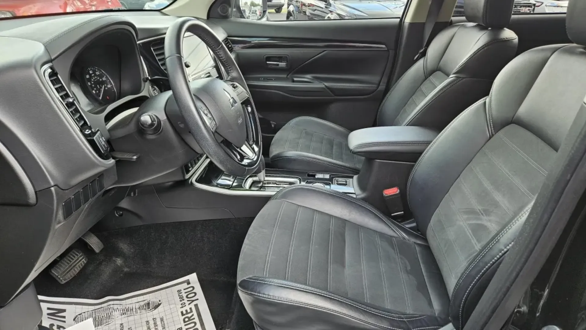 2019 Mitsubishi Outlander (JA4AZ3A31KZ) with an Other engine, located at 5744 Central Avenue, Toledo, OH, 43615, (419) 724-0130, 41.676781, -83.682137 - **Discover Your Next Adventure with the 2019 Mitsubishi Outlander at Auto Credit in Toledo, OH!**<br /> <br /> Are you ready to elevate your family outings, weekend adventures, or daily commutes? The 2019 Mitsubishi Outlander is the perfect SUV for those seeking versatility without compromising on s - Photo#5